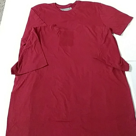 Men's Short Sleeve T-Shirt Burgundy XL Lot of 2 - Picture 3 of 4
